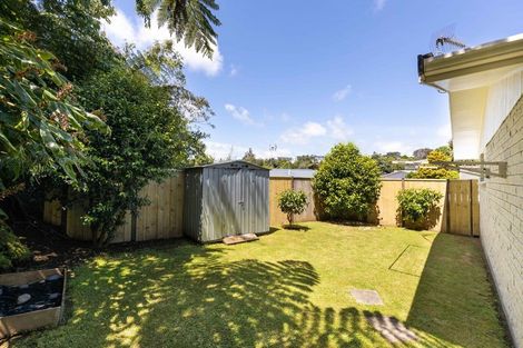 Photo of property in 2 Waterloo Place, Westown, New Plymouth, 4310