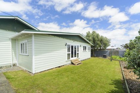 Photo of property in 44 Sherwill Street, Feilding, 4702