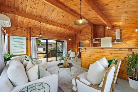 Photo of property in 1/40 Drake Street, Howick, Auckland, 2014