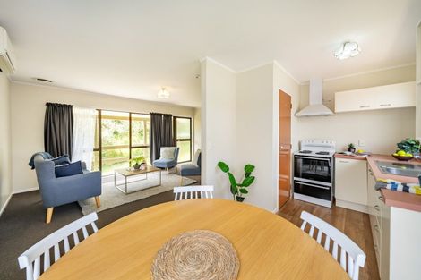 Photo of property in 2/107 Montgomery Avenue, Karori, Wellington, 6012