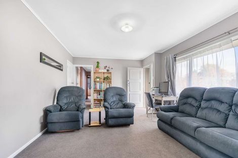 Photo of property in 1 Clyde Street, Utuhina, Rotorua, 3015