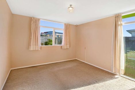 Photo of property in 21 Raupo Street, Castlecliff, Whanganui, 4501