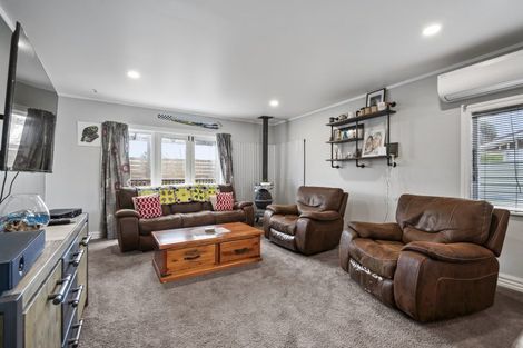 Photo of property in 35 Potaka Street, Marton, 4710