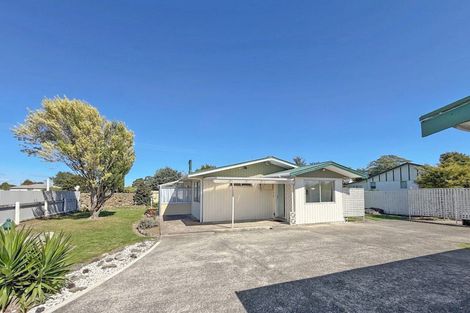 Photo of property in 1 Otanga Street, Dannevirke, 4930