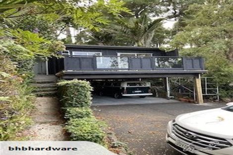 Photo of property in 128 Otitori Bay Road, Titirangi, Auckland, 0604
