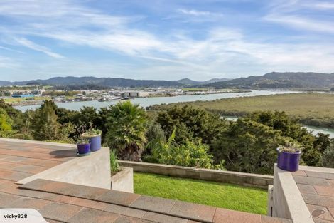 Photo of property in 52 George Point Road, Onerahi, Whangarei, 0110