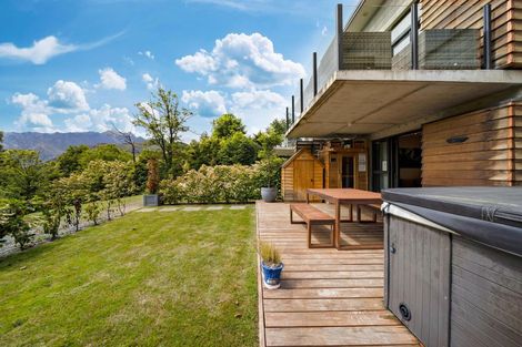 Photo of property in 67 Andrews Road, Queenstown, 9300