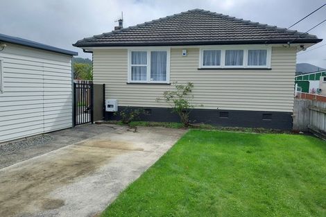Photo of property in 12 Sheridan Crescent, Trentham, Upper Hutt, 5018