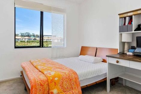 Photo of property in Apollo Apartments, 111/46 Rosedale Road, Rosedale, Auckland, 0632