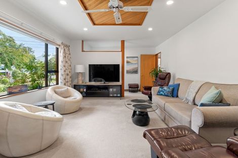 Photo of property in 35 Reading Street, Greytown, 5712