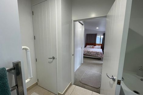 Photo of property in 65 Te Wharau Drive, Greenhithe, Auckland, 0632