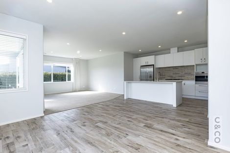 Photo of property in 41 Pohutukawa Parade, Riverhead, 0820