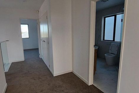 Photo of property in 29a Mackenzie Street, Te Atatu South, Auckland, 0610