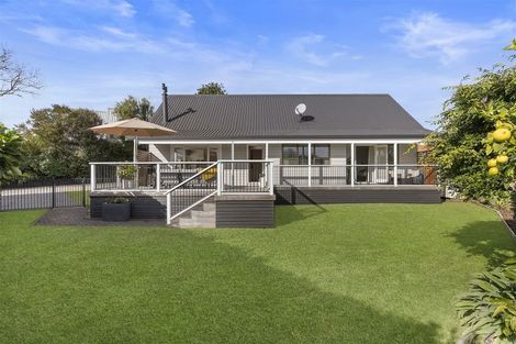 Photo of property in 57 Kurnell Drive, Botany Downs, Auckland, 2010