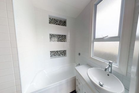 Photo of property in 12 Vera Street, Marton, 4710