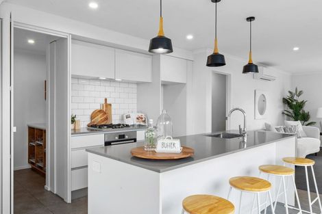 Photo of property in 70a Lorna Street, Lynmouth, New Plymouth, 4310