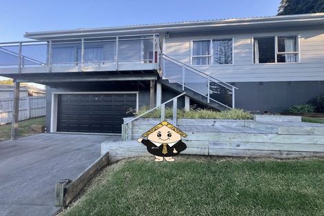 Photo of property in 7 Beeche Place, Birkdale, Auckland, 0626