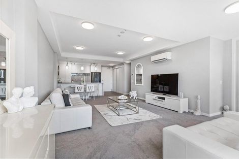 Photo of property in 170 Landmark Terrace, Orewa, 0931