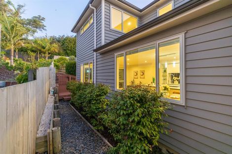 Photo of property in 5 Bridget Court, Red Beach, 0932