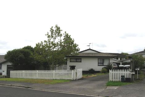 Photo of property in 4 Sevilla Place, Unsworth Heights, Auckland, 0632
