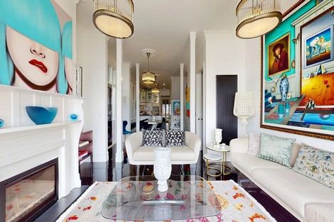 Photo of property in 322 Oriental Parade, Oriental Bay, Wellington, 6011