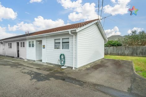 Photo of property in 1/1079 High Street, Taita, Lower Hutt, 5011