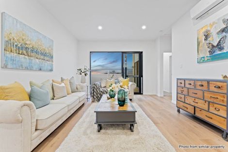 Photo of property in 4 Puwha Street, Massey, Auckland, 0614