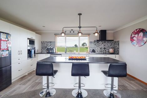 Photo of property in 381 Bay Road, West Plains, Invercargill, 9879