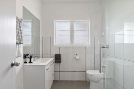 Photo of property in 37 Maeroa Road, Beerescourt, Hamilton, 3200