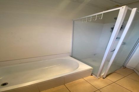 Photo of property in 92b Great South Road, Manurewa, Auckland, 2102