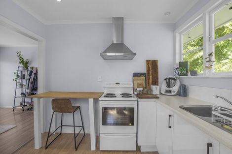 Photo of property in 113a Newlands Road, Newlands, Wellington, 6037