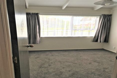 Photo of property in 3/42 Manuka Road, Glenfield, Auckland, 0629