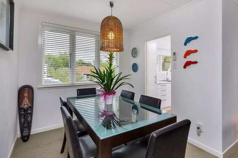 Photo of property in 20 Crosby Road, West Harbour, Auckland, 0618
