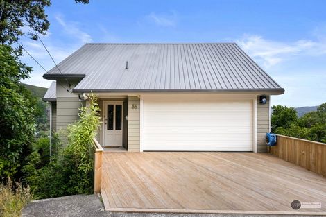 Photo of property in 36 Woodvale Grove, Fairfield, Lower Hutt, 5011