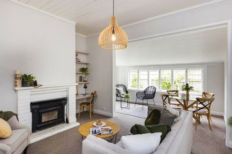 Photo of property in 31 Frederick Street, Terrace End, Palmerston North, 4410