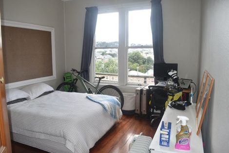 Photo of property in 22 Kenwyn Terrace, Newtown, Wellington, 6021