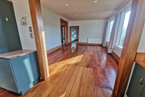 Photo of property in 2 Fernhill Terrace, Wadestown, Wellington, 6012