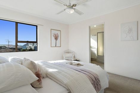 Photo of property in 207 Ngatai Road, Otumoetai, Tauranga, 3110