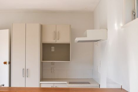 Photo of property in 12 Ohaupo Road, Hamilton Lake, Hamilton, 3204