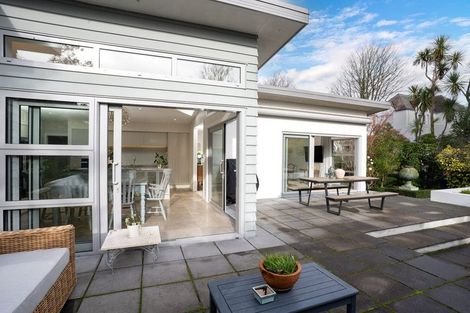 Photo of property in 23 Waiwetu Street, Fendalton, Christchurch, 8052