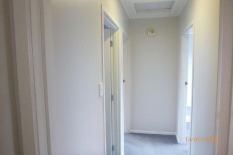 Photo of property in 1b/2 Divich Avenue, Te Atatu South, Auckland, 0610