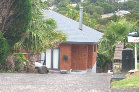 Photo of property in 1/25 Brunton Place, Glenfield, Auckland, 0629