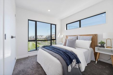 Photo of property in 37 Turret Lane, Hobsonville, Auckland, 0616