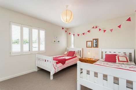 Photo of property in 9 Buxton Terrace, Saint Martins, Christchurch, 8022
