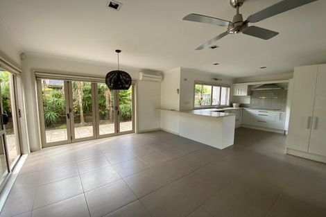 Photo of property in 58 English Oak Drive, Schnapper Rock, Auckland, 0632