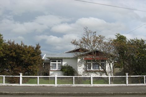 Photo of property in 92 Bannister Street, Masterton, 5810