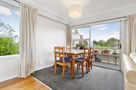 Photo of property in 170 Colwill Road, Massey, Auckland, 0614