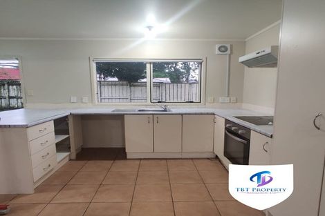 Photo of property in 3/240 Pakuranga Road, Pakuranga Heights, Auckland, 2010