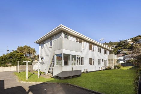 Photo of property in 139u7 Queens Drive, Lyall Bay, Wellington, 6022
