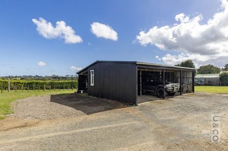 Photo of property in 88 Taupaki Road, Taupaki, 0782